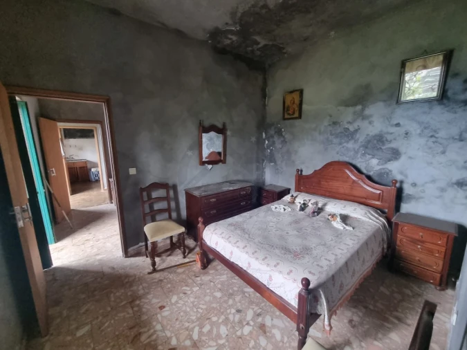 Moradia T3 para Venda em Estreito de Camara de Lobos Foto 3