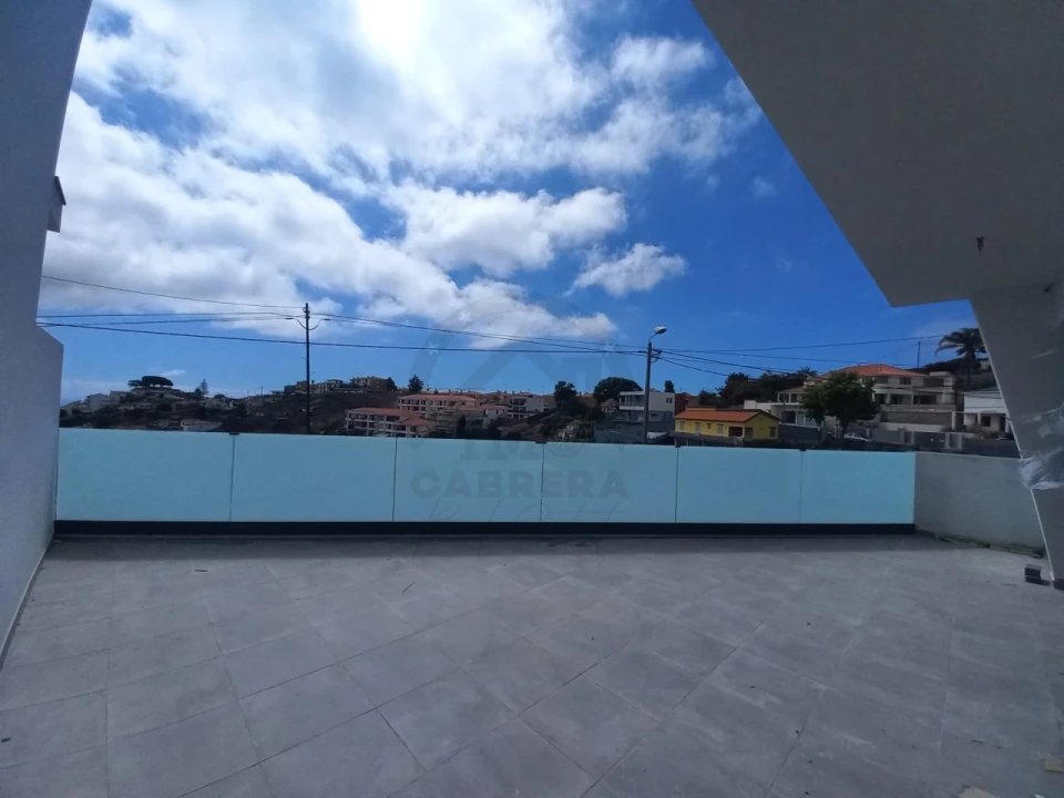 Moradia T3 para Venda em Santo Antonio Foto 10