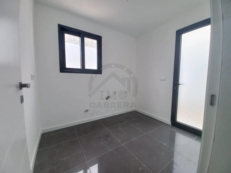 Moradia T3 para Venda em Santo Antonio Foto 14