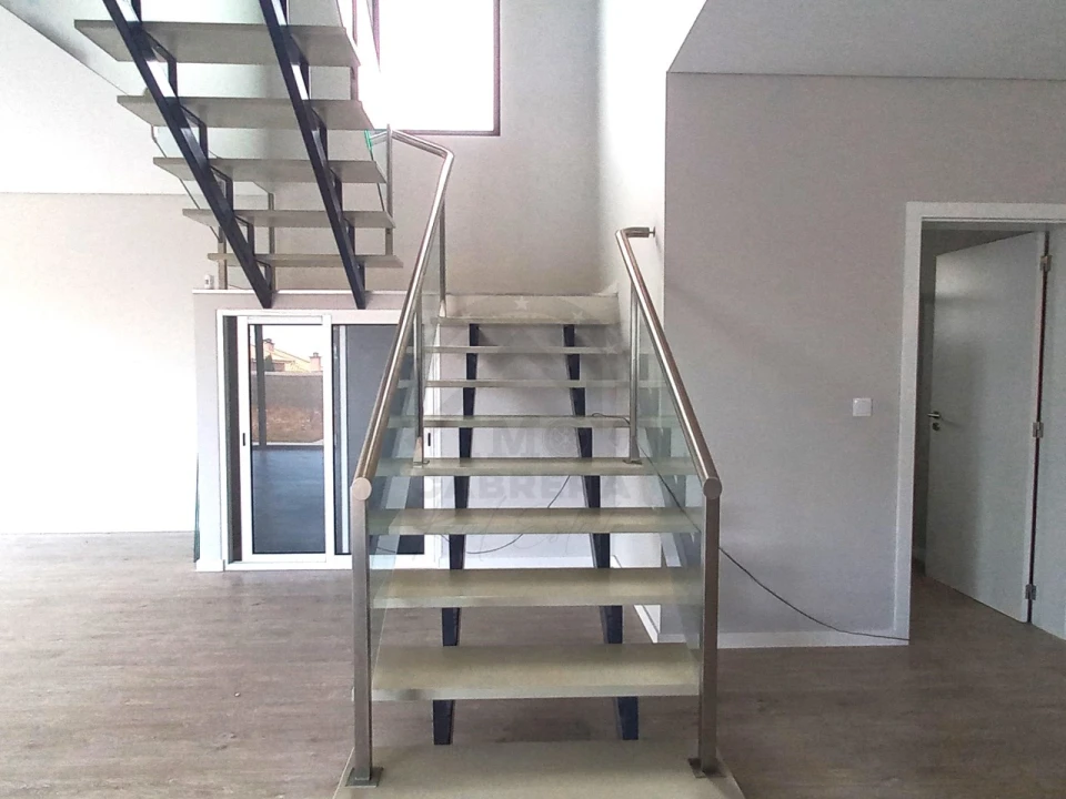 Moradia T3 para Venda em São Roque Foto 14