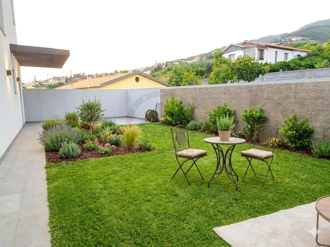 Moradia T3 para Venda em São Roque Foto 36