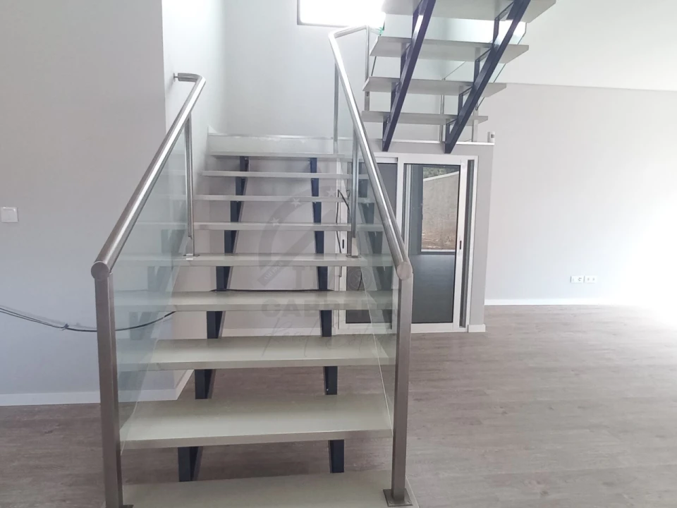 Moradia T3 para Venda em São Roque Foto 11