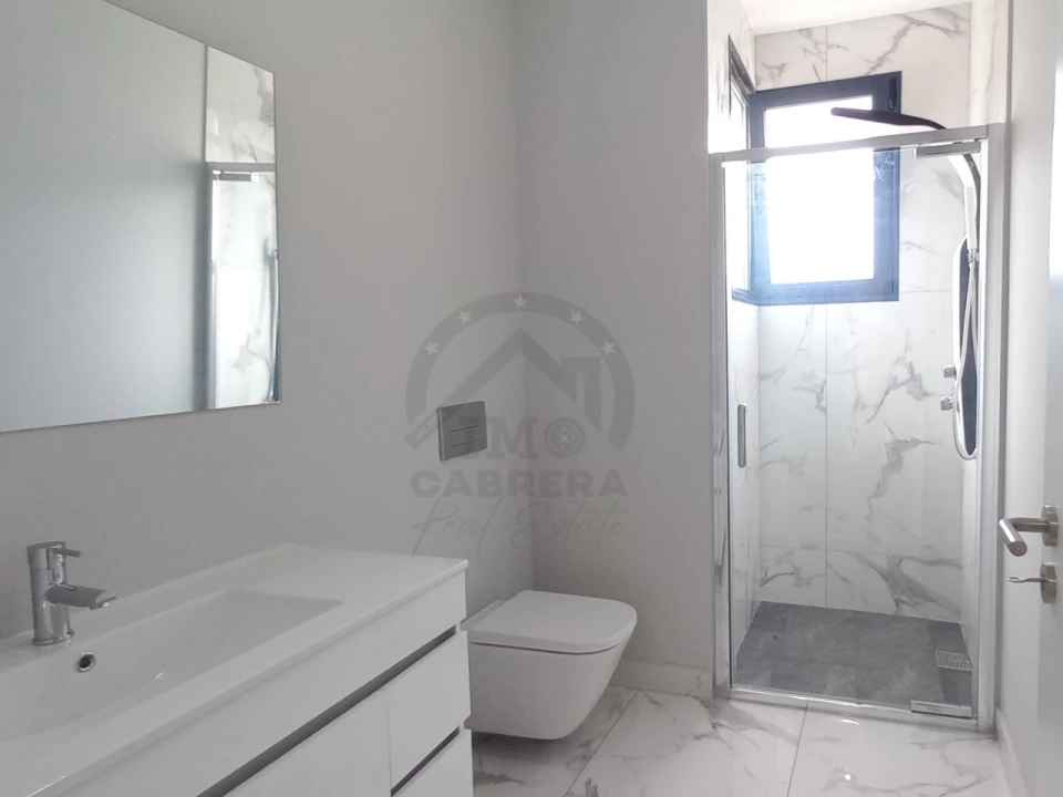 Moradia T3 para Venda em São Roque Foto 24