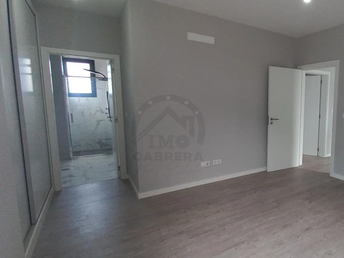 Moradia T3 para Venda em São Roque Foto 23