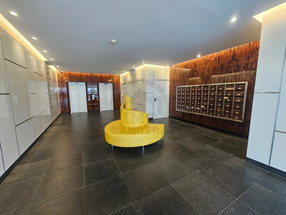 Apartamento T4 para Venda em Funchal (Se) Foto 2