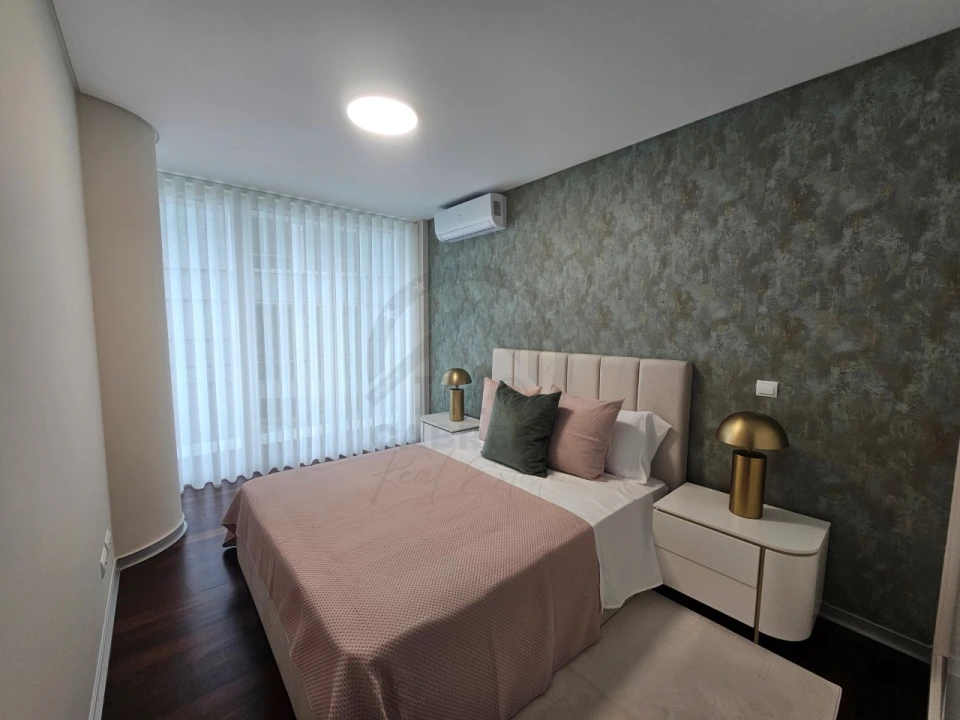 Apartamento T4 para Venda em Funchal (Se) Foto 19