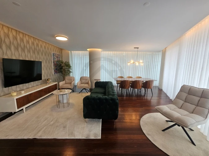 Apartamento T4 para Venda em Funchal (Se) Foto 11