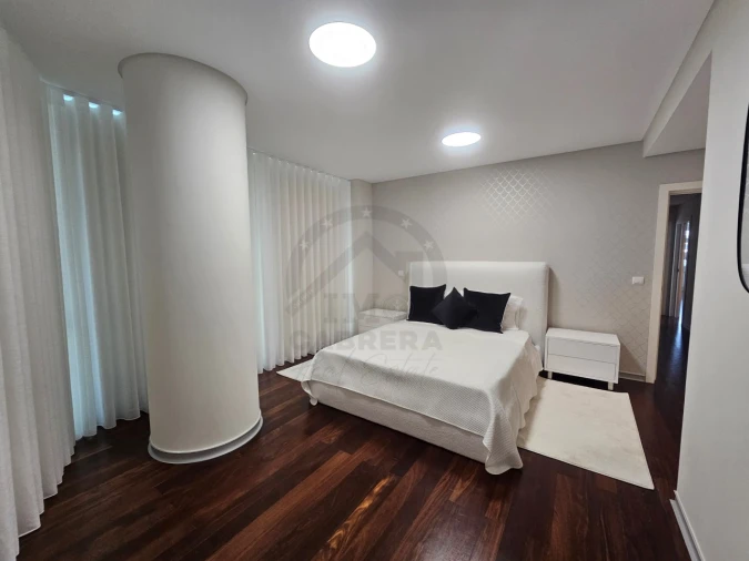 Apartamento T4 para Venda em Funchal (Se) Foto 28