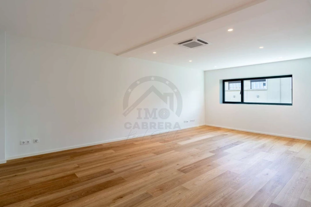 Apartamento T2 para Venda em Avenidas Novas Foto 12