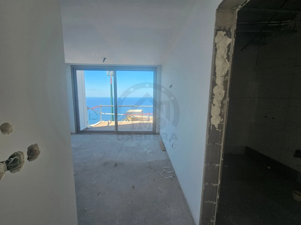 Moradia T4 para Venda em Ribeira Brava Foto 31