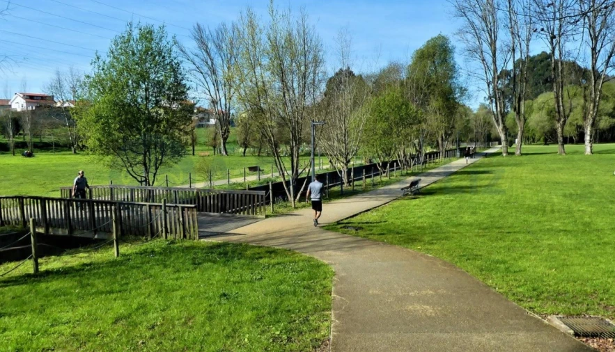Terreno para Venda em São Mamede de Infesta e Senhora da Hora Foto 1