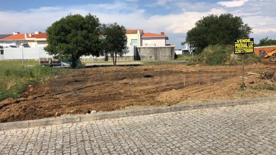 Terreno para Venda em Vila Nova da Telha