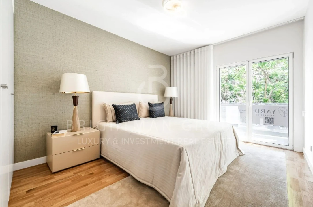 Apartamento T3 para Venda em Alvalade Foto 10