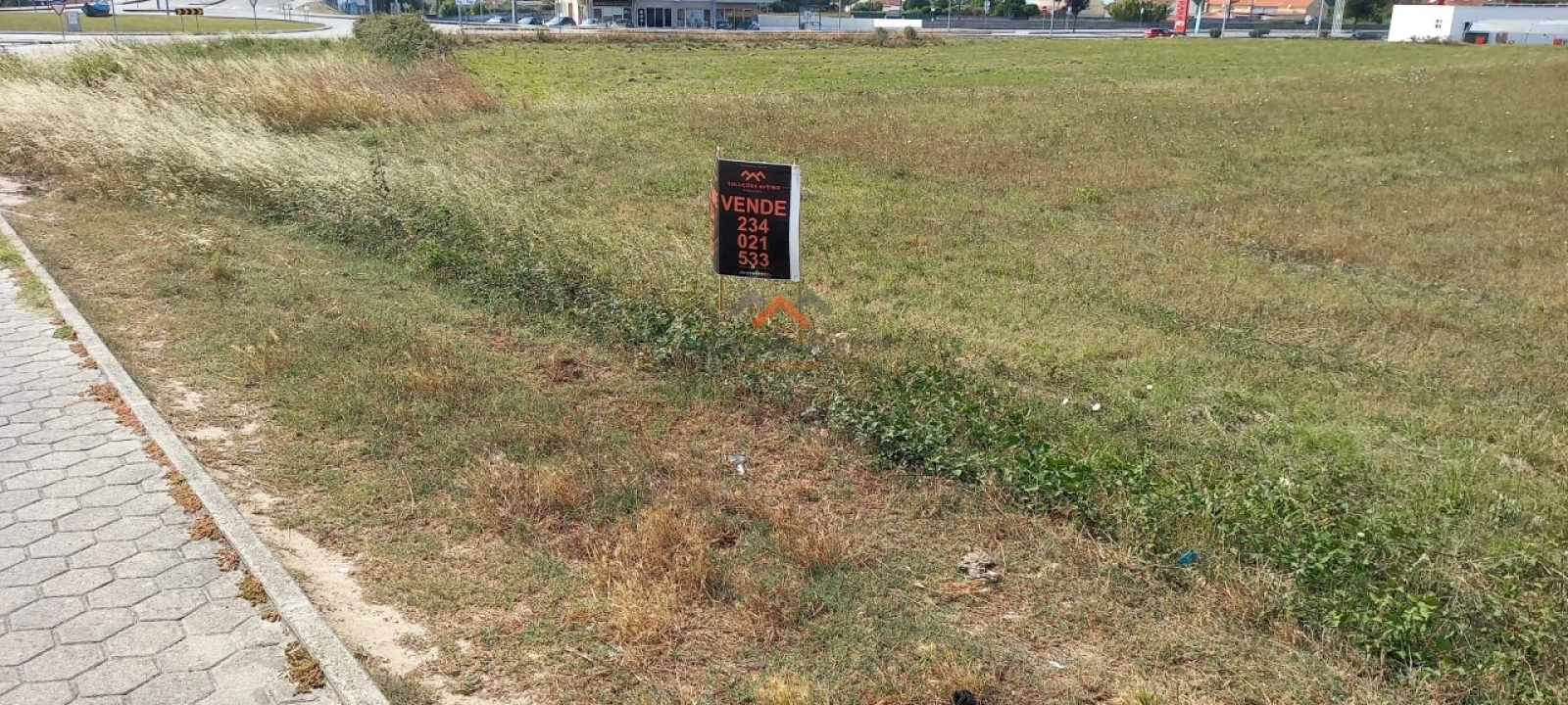 Terreno para Venda em Esgueira Foto 3