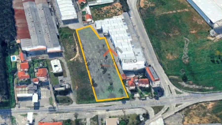 Terreno para Venda em Aguada de Cima