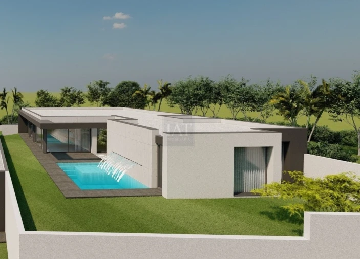 Terreno para Venda em Forjães Foto 1