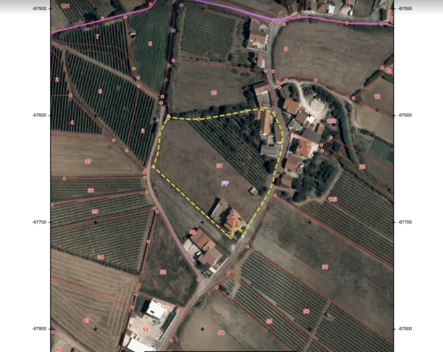 Terreno para Venda em Freiria Planta 3