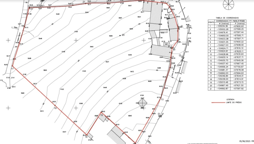 Terreno para Venda em Freiria Planta 1