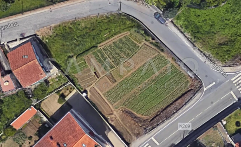 Terreno para Venda em Fânzeres e São Pedro da Cova