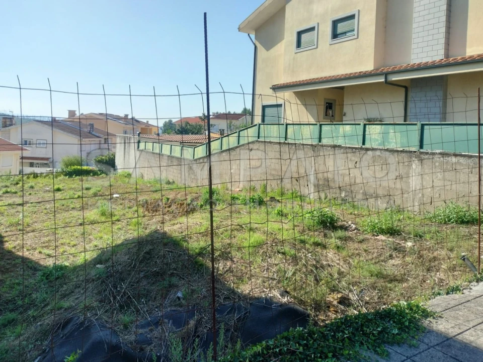 Terreno para Venda em Gondomar (São Cosme), Valbom e Jovim Foto 4