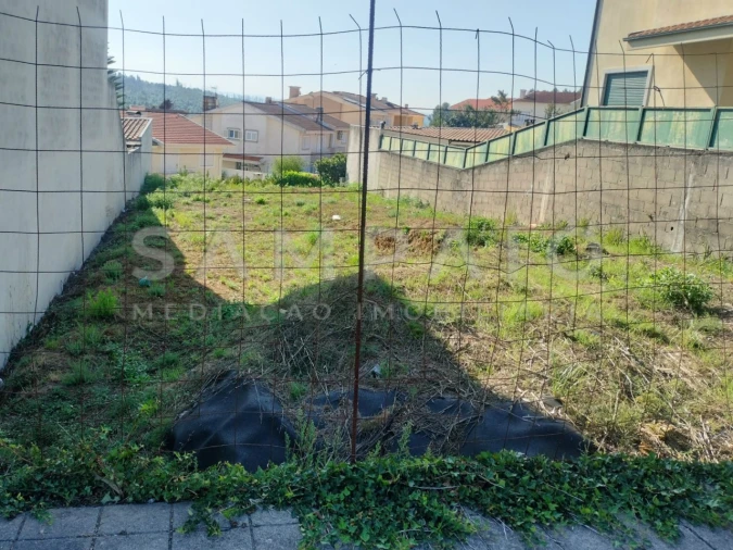 Terreno para Venda em Gondomar (São Cosme), Valbom e Jovim