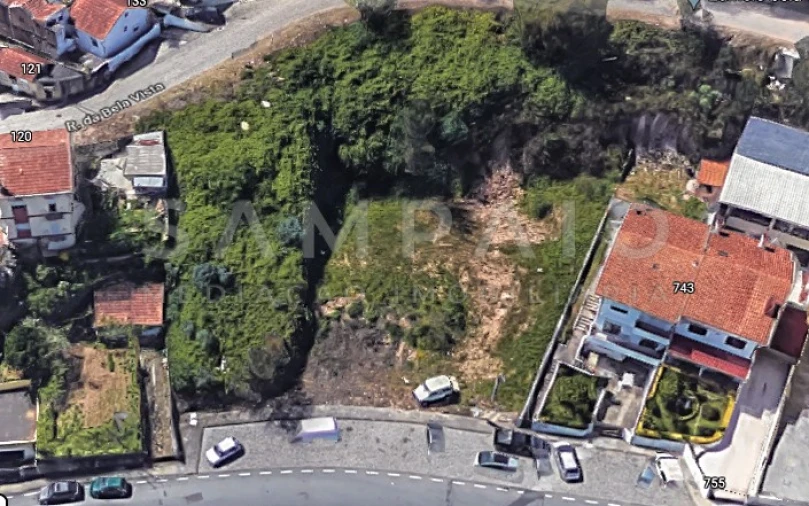 Terreno para Venda em Fânzeres e São Pedro da Cova Foto 2