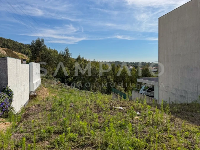 Terreno para Venda em Fânzeres e São Pedro da Cova Foto 1