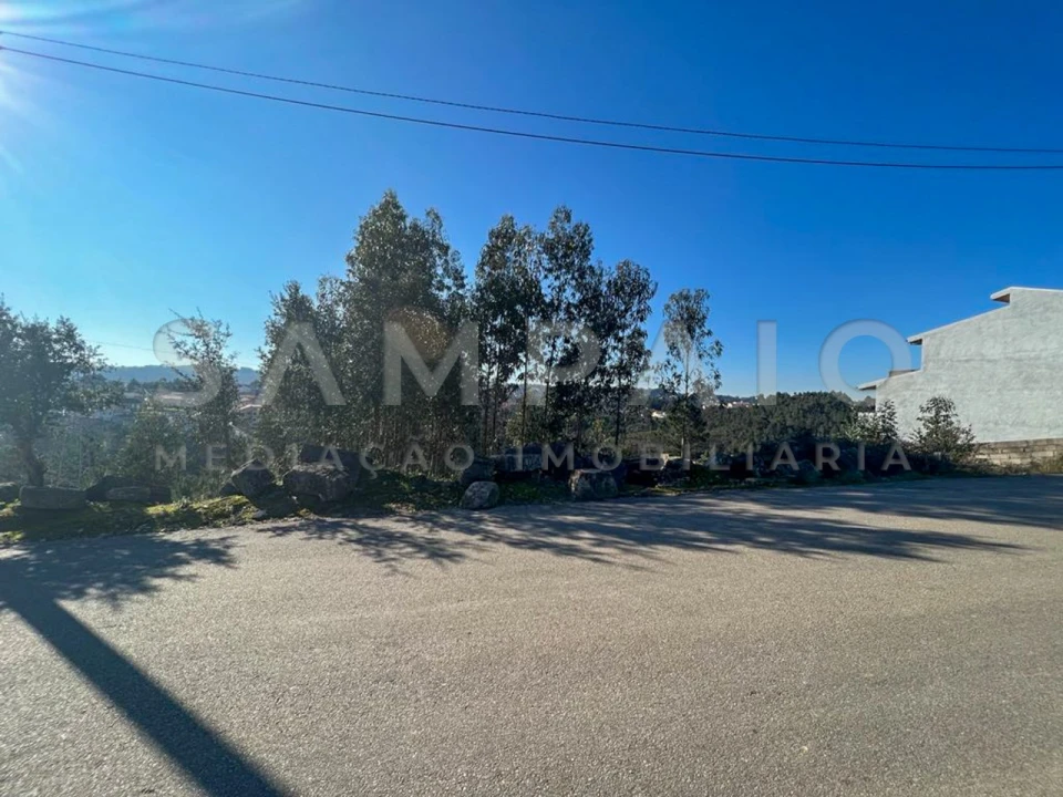 Terreno para Venda em Fânzeres e São Pedro da Cova Foto 5