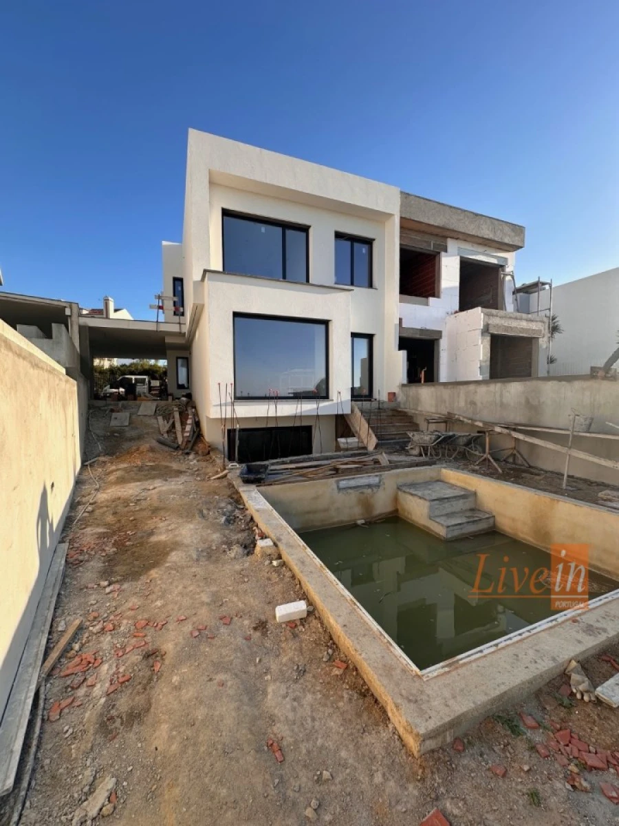 Moradia T3 para Venda em Ericeira Foto 7