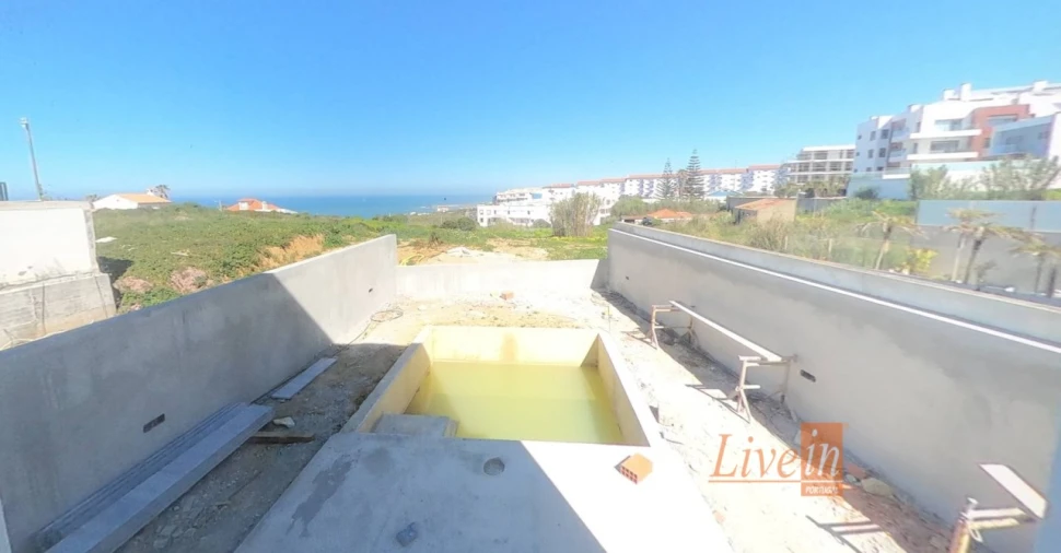 Moradia T3 para Venda em Ericeira Foto 3