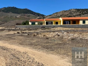 Terreno para Venda em Porto Santo