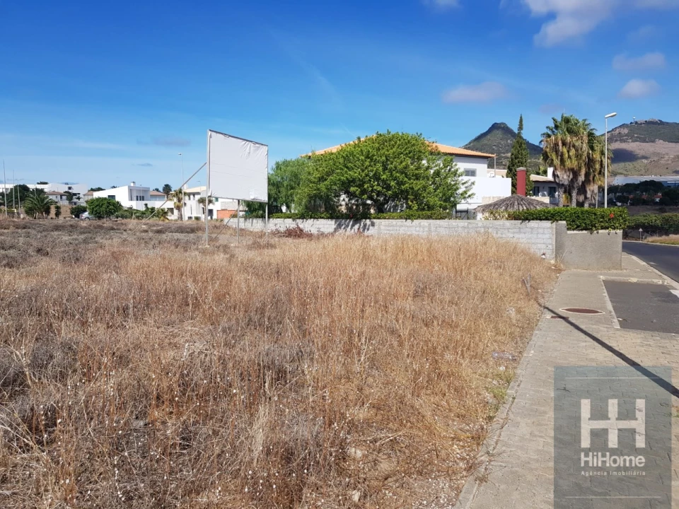 Terreno para Venda em Porto Santo Foto 1