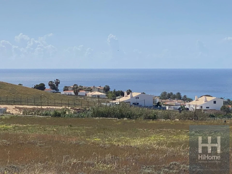 Terreno para Venda em Porto Santo Foto 2