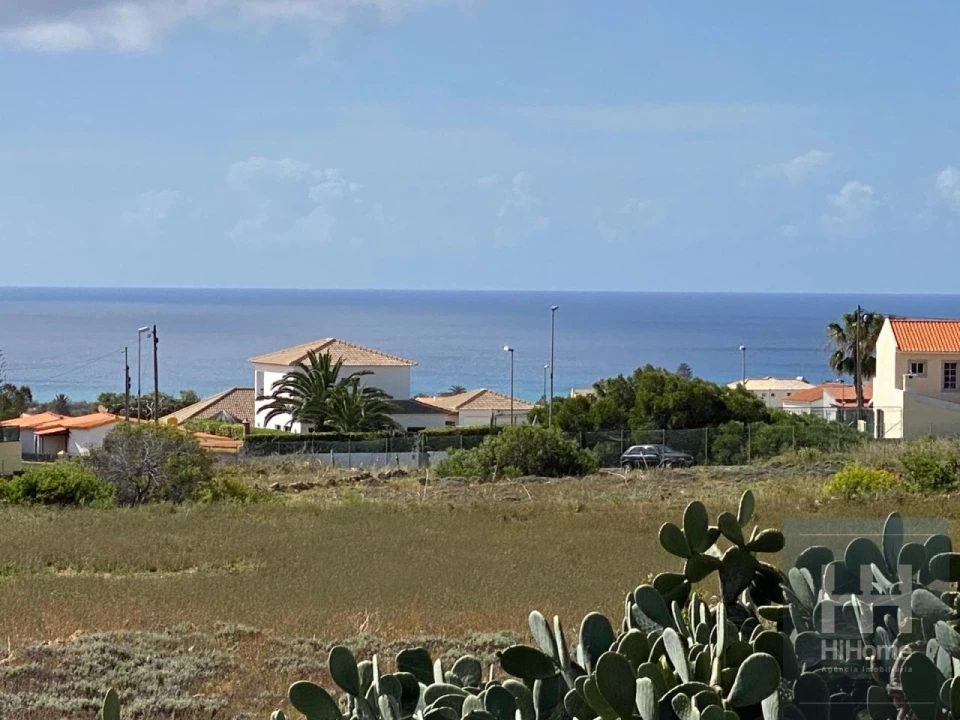 Terreno para Venda em Porto Santo Foto 3