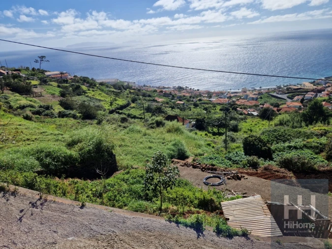 Terreno para Venda em Santa Cruz