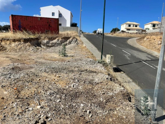 Terreno para Venda em Porto Santo Foto 3