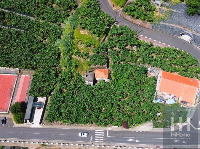 Terreno para Venda em Madalena do Mar Foto 1
