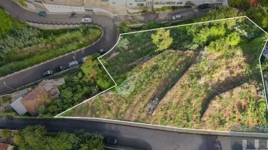 Terreno para Venda em Funchal (Santa Maria Maior)