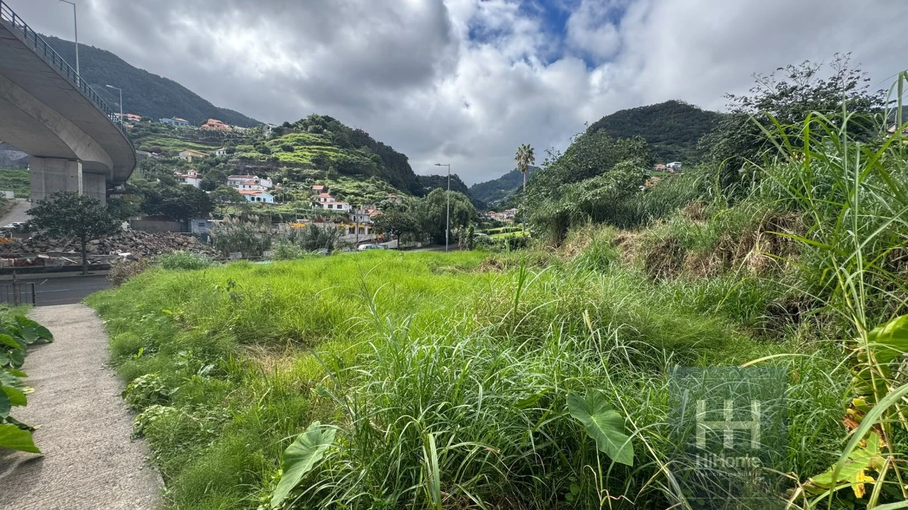 Terreno para Venda em Machico Foto 8