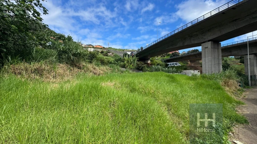 Terreno para Venda em Machico Foto 3