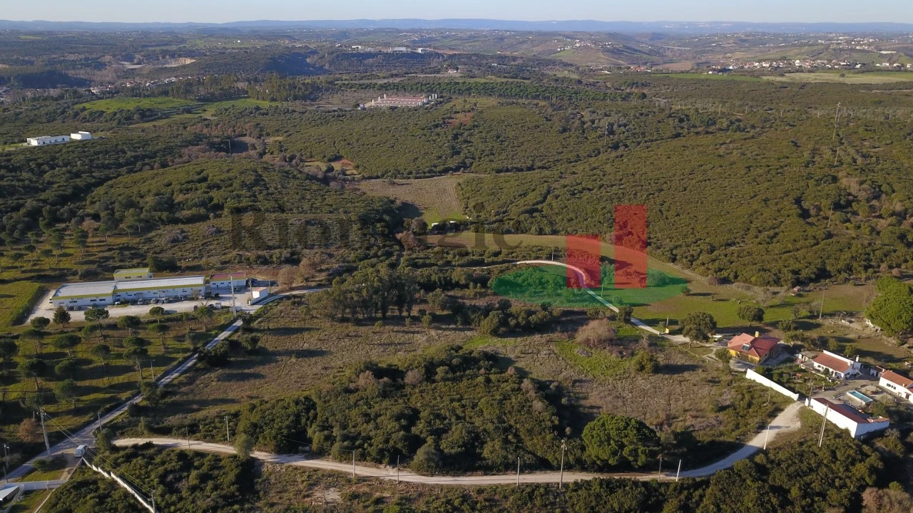 Terreno para Venda em Almoster Foto 23