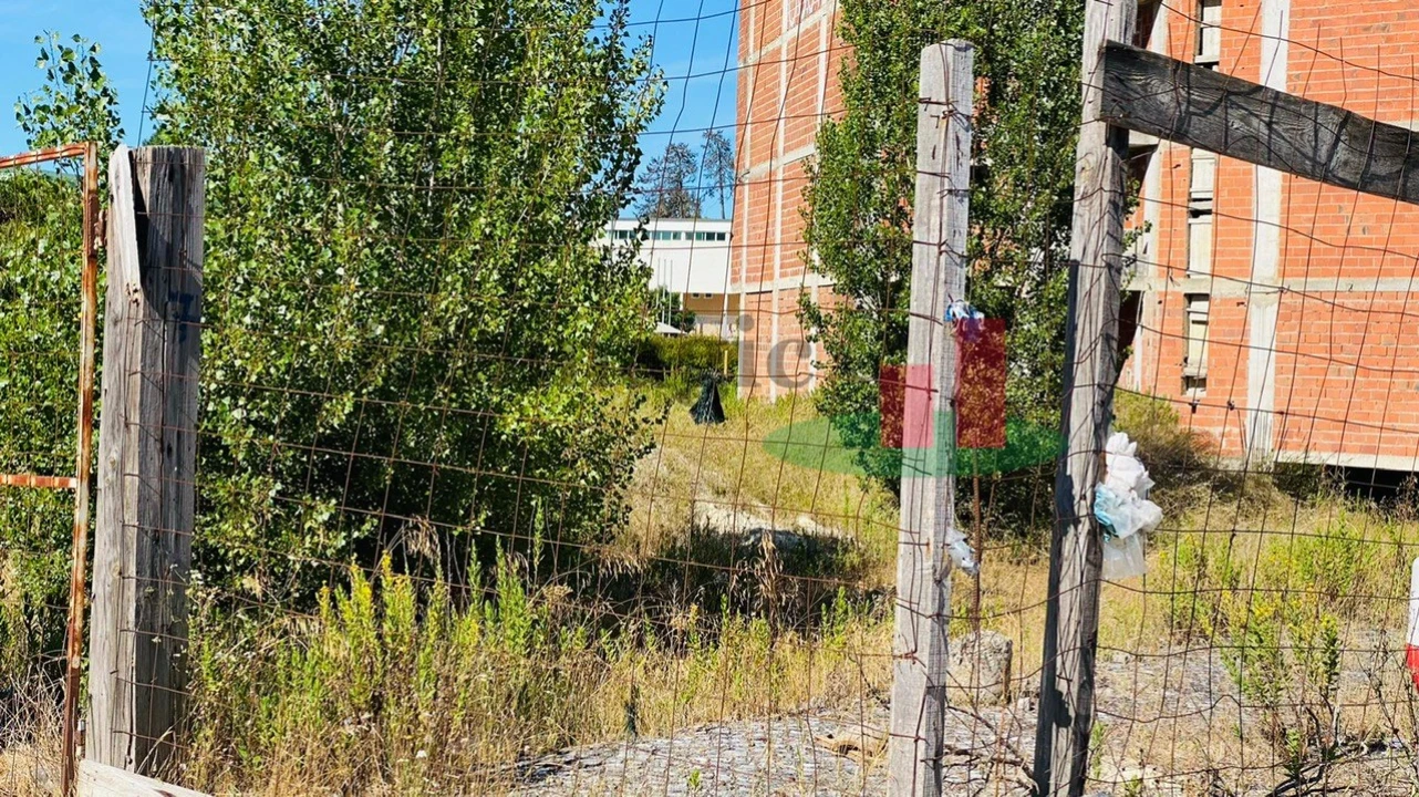 Terreno para Venda em Rio Maior Foto 3