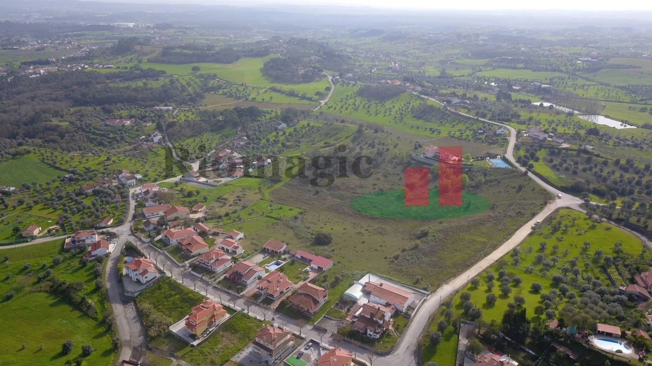 Terreno para Venda em São João Baptista e Santa Maria dos Olivais Foto 11