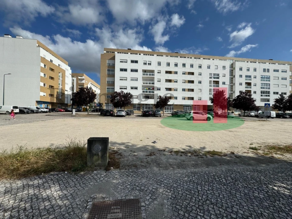 Terreno para Venda em Rio Maior Foto 1