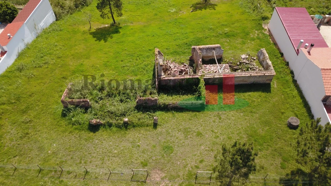 Terreno para Venda em Alvorninha Foto 24