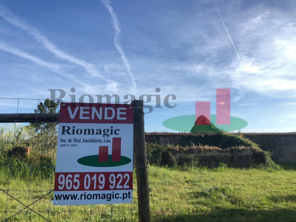 Terreno para Venda em Alvorninha Foto 32