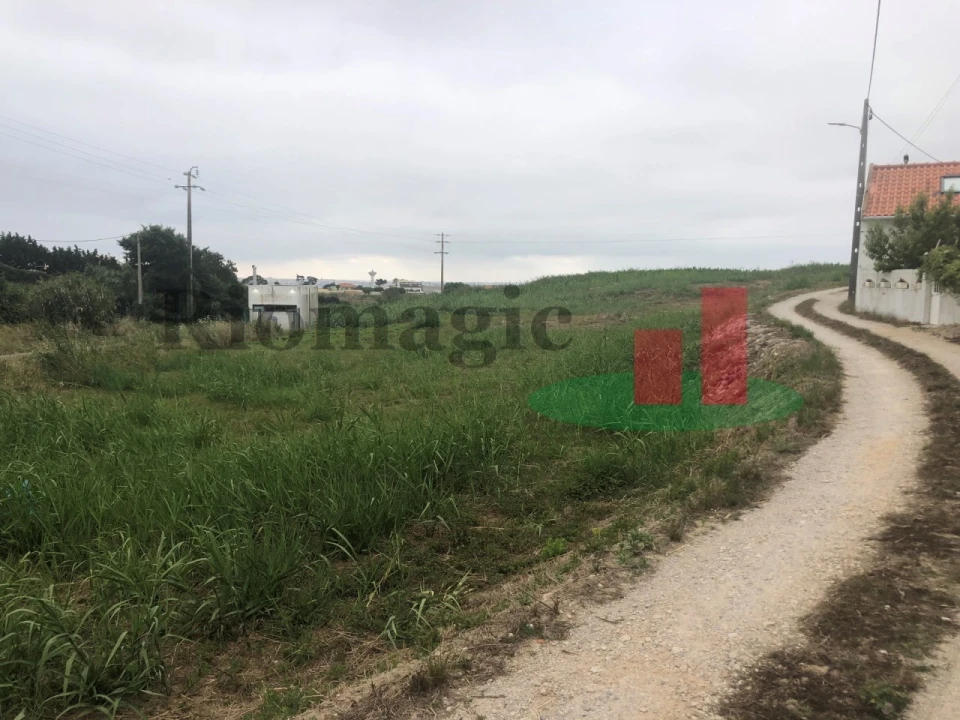 Terreno para Venda em Atouguia da Baleia Foto 10