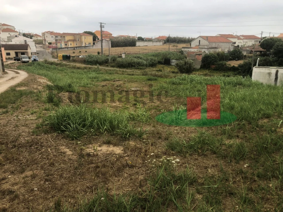 Terreno para Venda em Atouguia da Baleia Foto 12