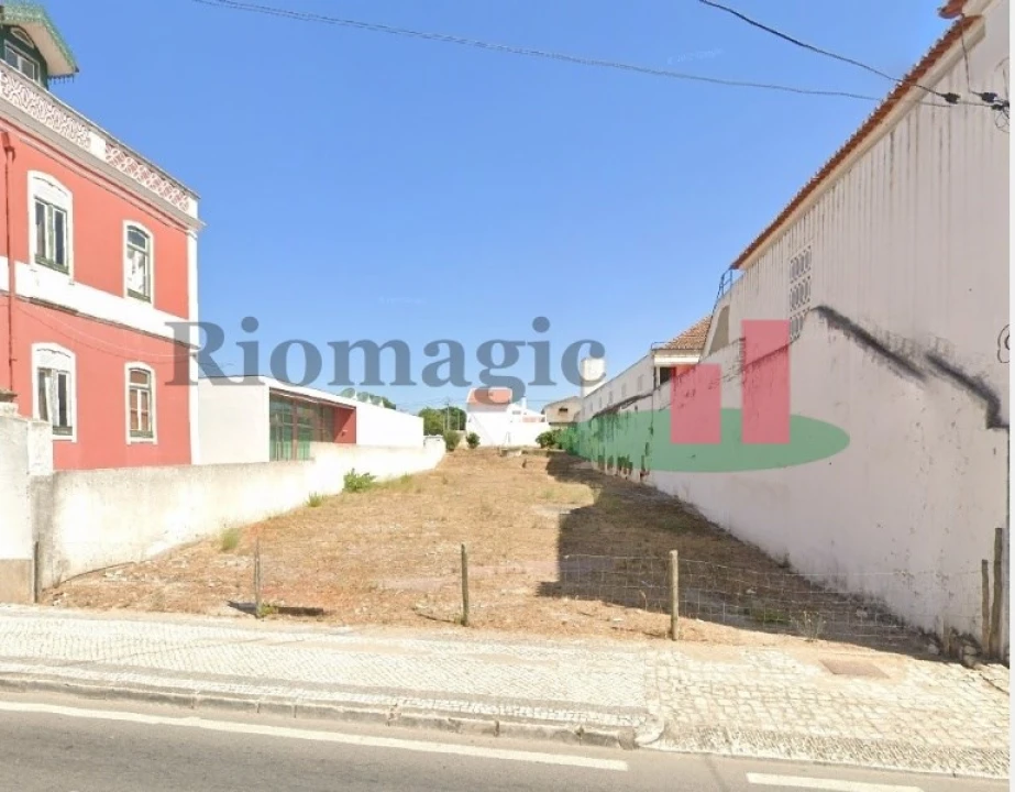 Terreno para Venda em Alpiarça Foto 3