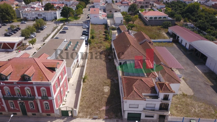 Terreno para Venda em Alpiarça Foto 1